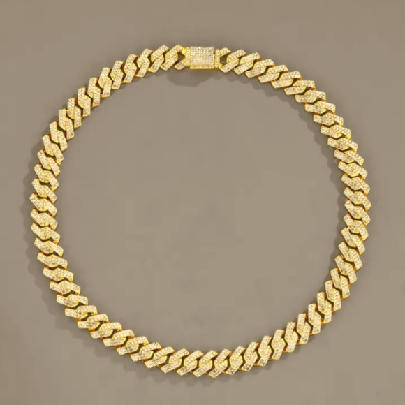 Iced Out To Cuban Link Necklace 🔗 - Picture 1 of 3